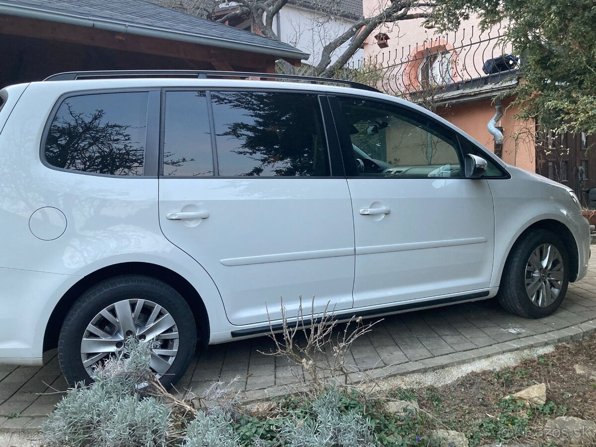 VW TOURAN 2.0 TDI CR 140 PS MOD ROK 2014 - 2