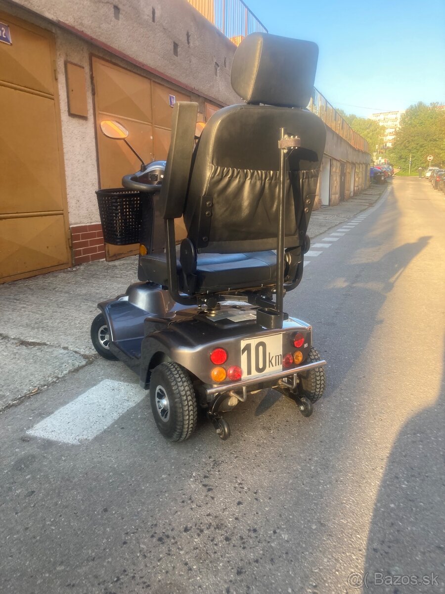 Invalidný vozík pre seniorov - 2