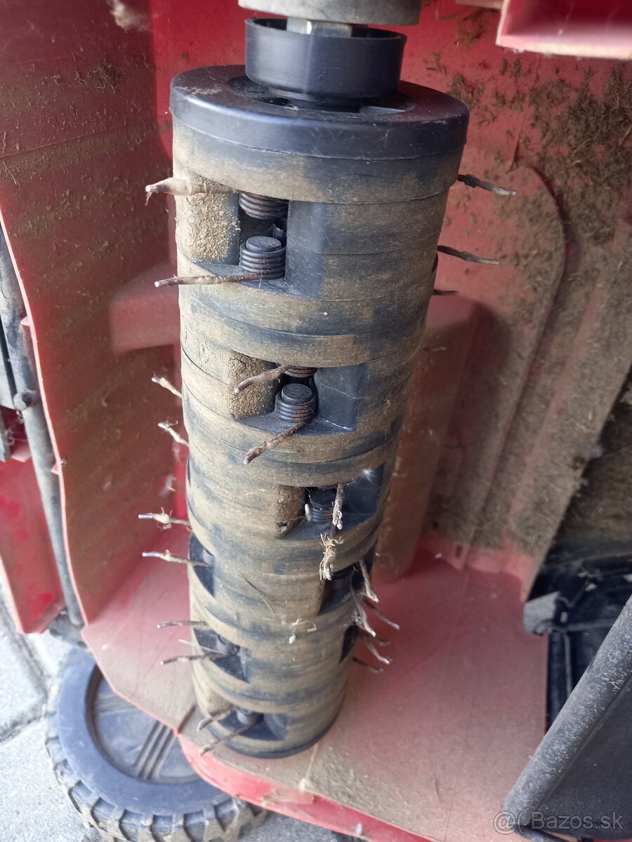 Predám na ND vertikulátor zn. Hecht - 2