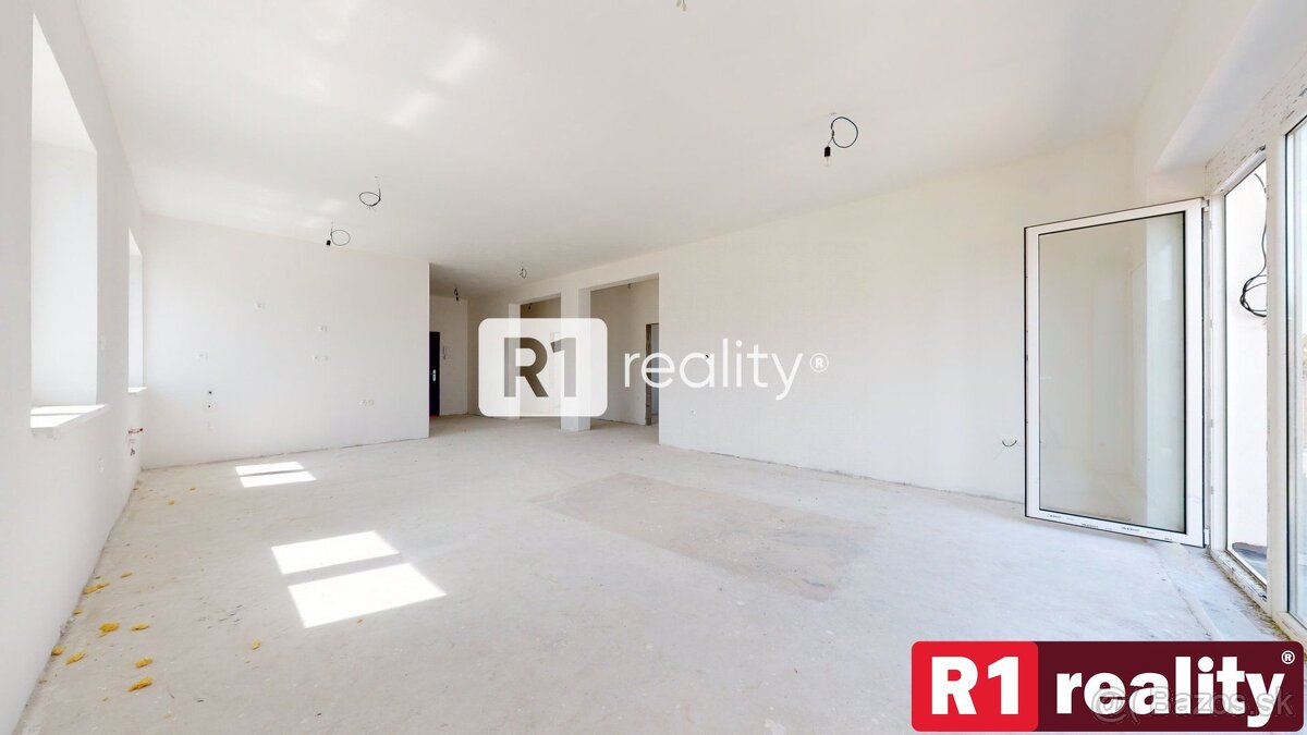 Nový 4 izbový byt E, 114,15 m2+ terasa, parking, SPA REZIDEN - 2