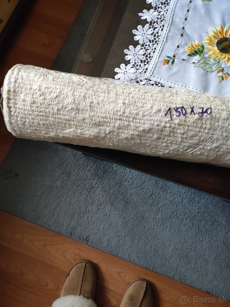 Koberec biely ručne tkaný - 2