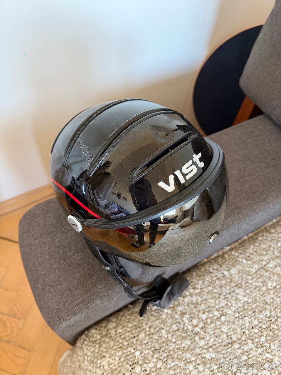 VIST Tribe lyziarska prilba so štitom - 2