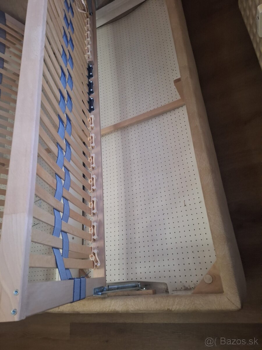 Manželská postel 170x210 - 2