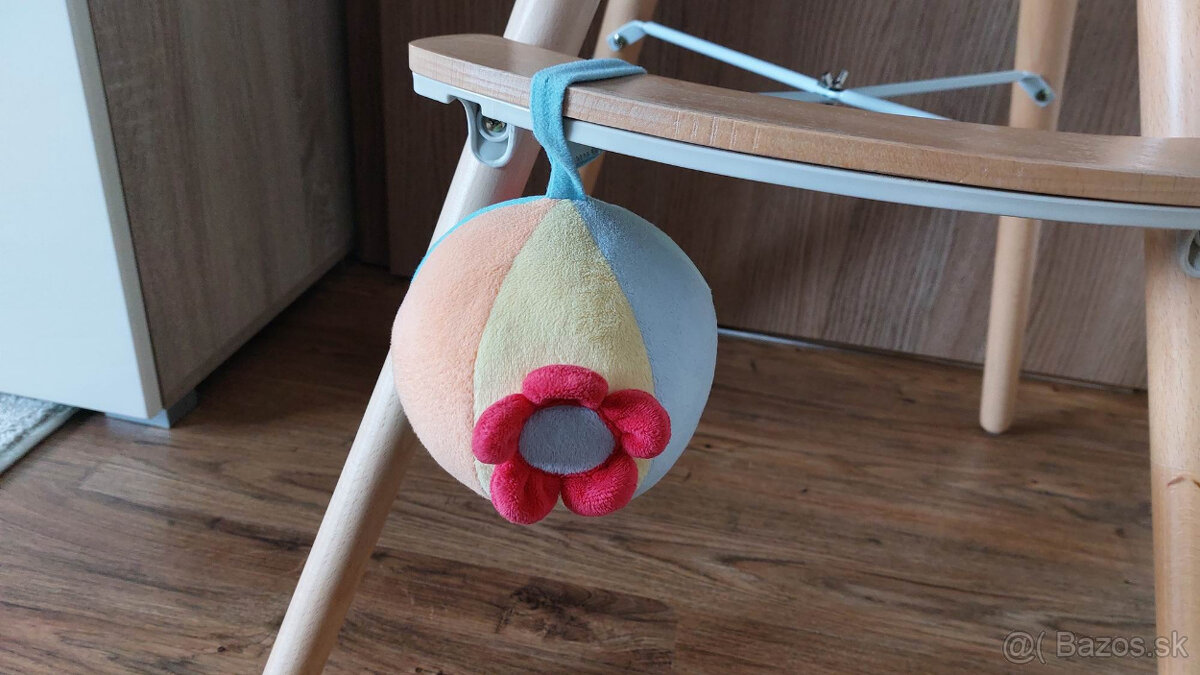 Stolička na kŕmenie - 2