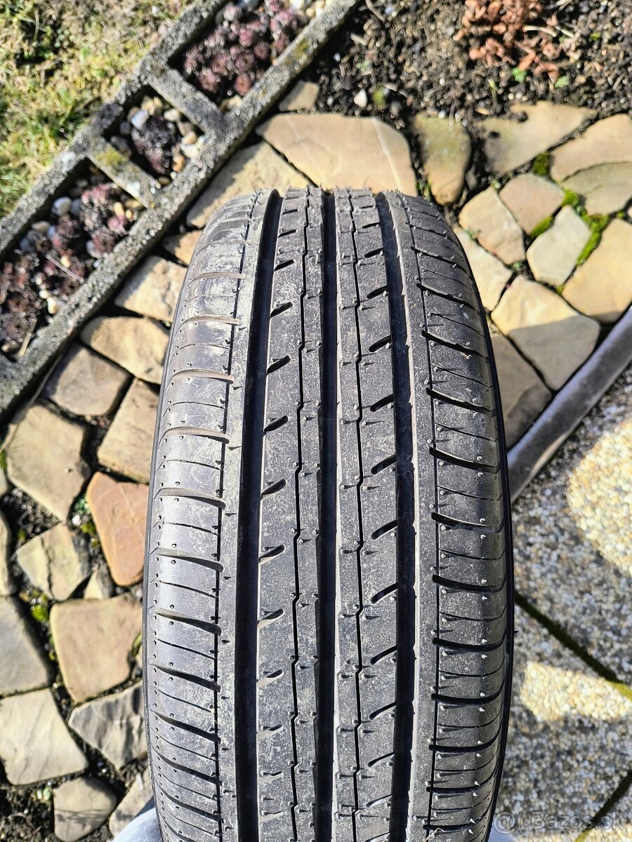 Pneu 185/55 R16 83V - 2