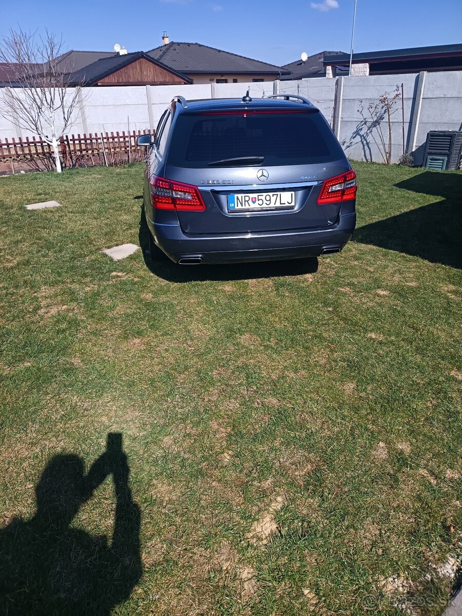 Mercedes E350 4matic - 2