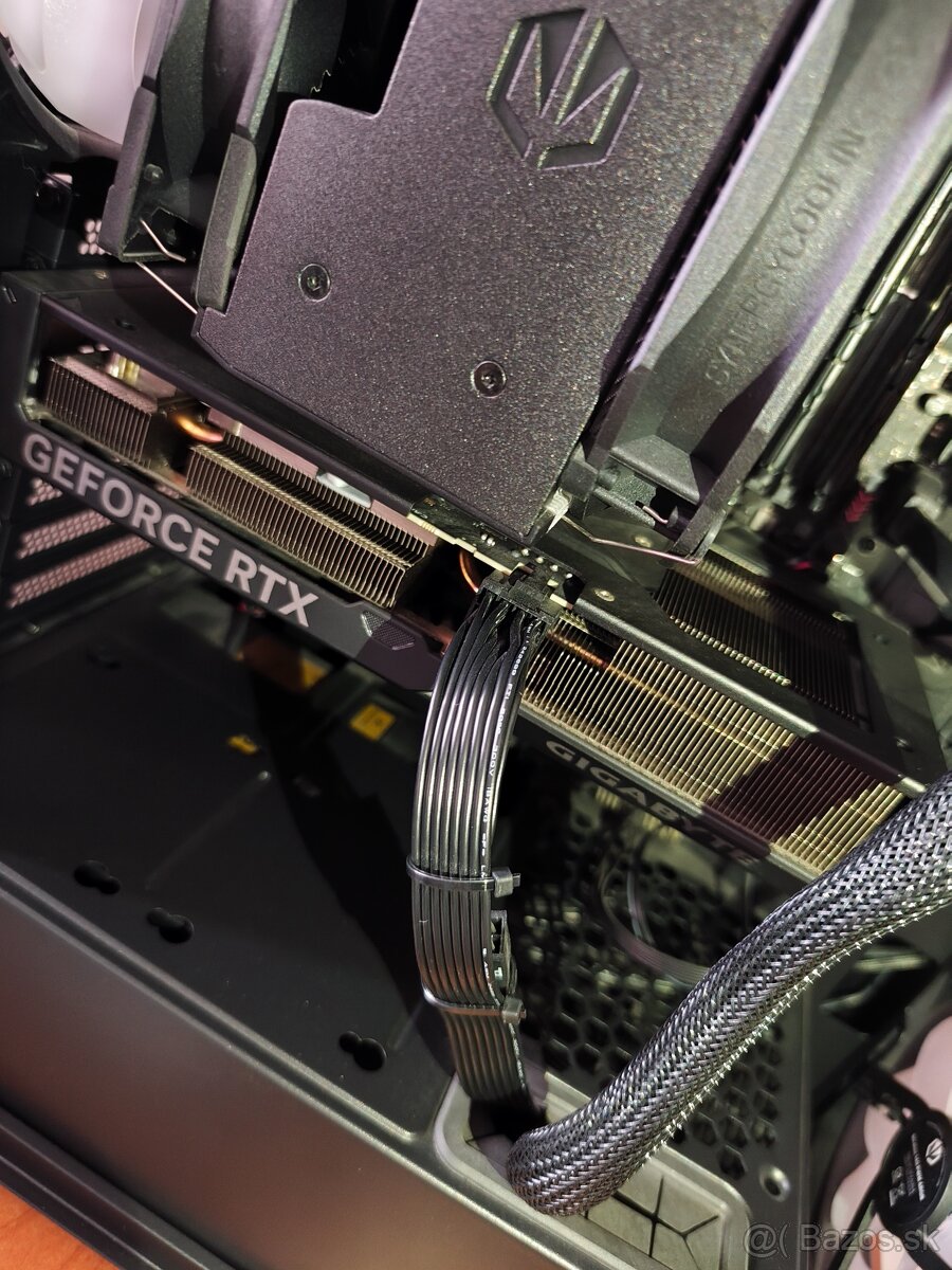 GIGABYTE GeForce RTX 4070 Windforce OC 12GB - 2