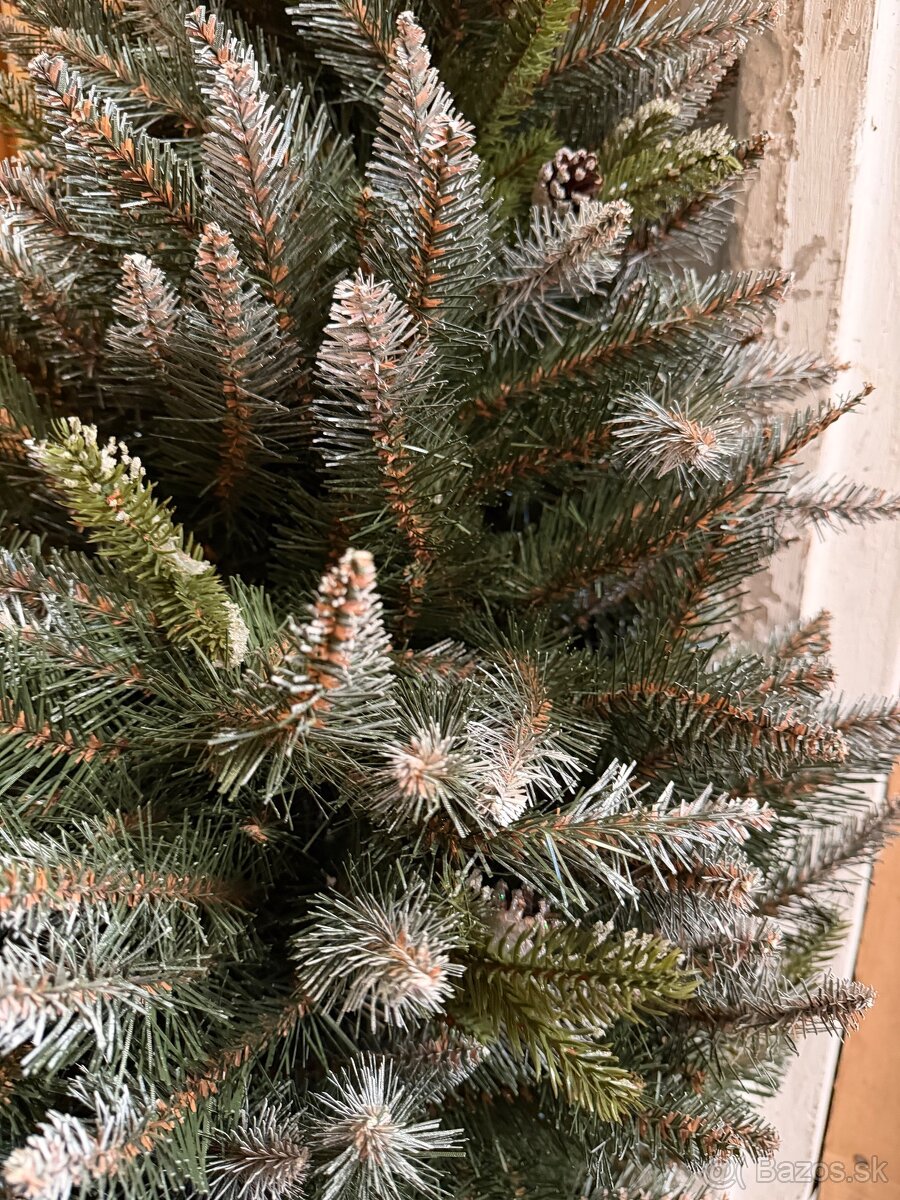 Vianocny stromcek - 2