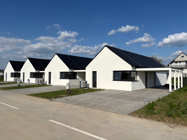 Moderný 4izb.rodinný dom v štandarde v novej zóne-Veselé - 2