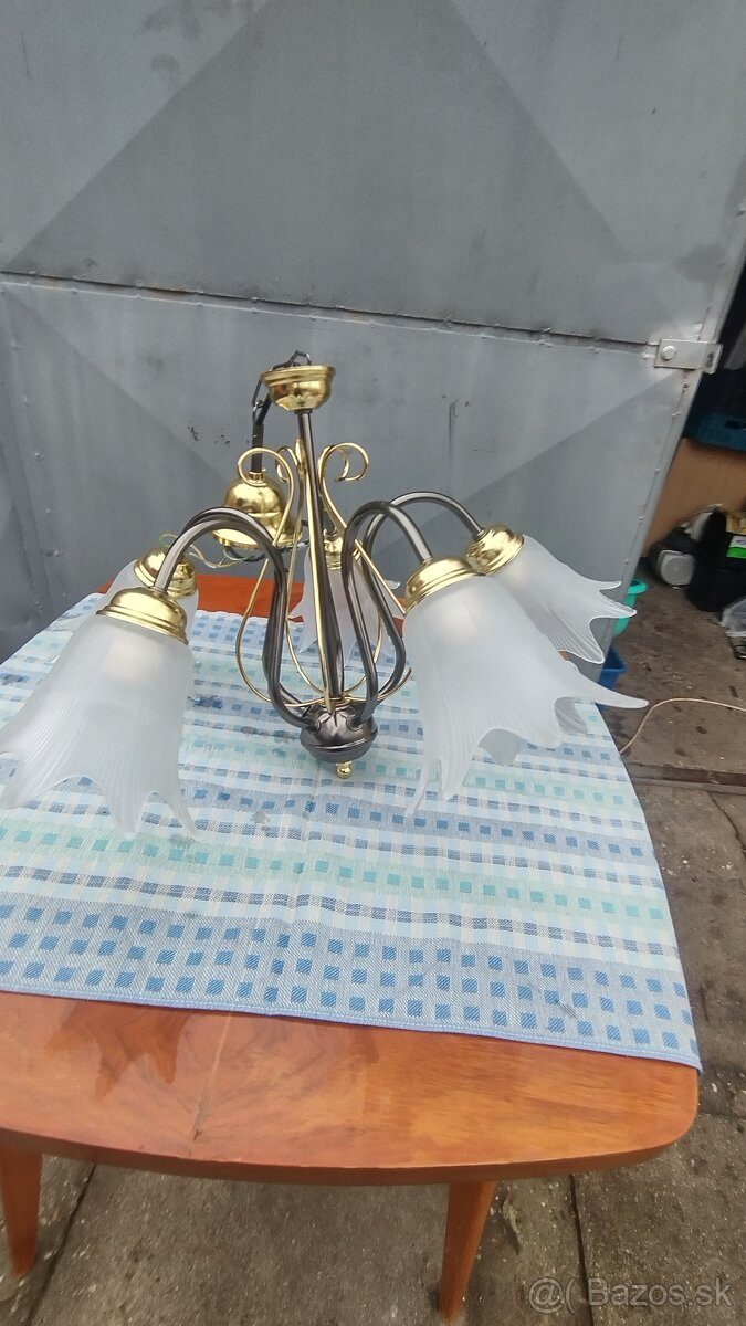 Predám 5 ramenny luster viď foto cena 20 eur. - 2