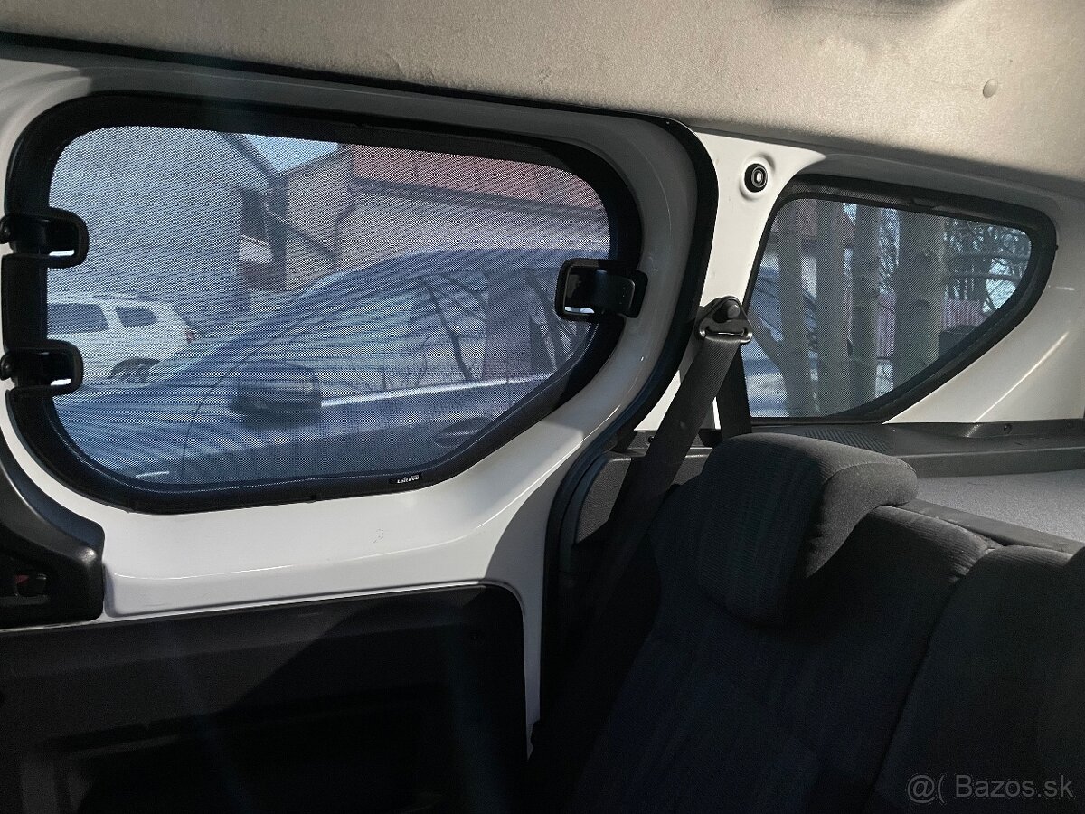 Dacia dokker fólie slnečné clony - 2