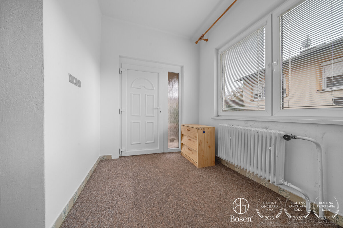 Bosen Group Vám ponúka exkluzívne na predaj 2 domy v Dolanoc - 2