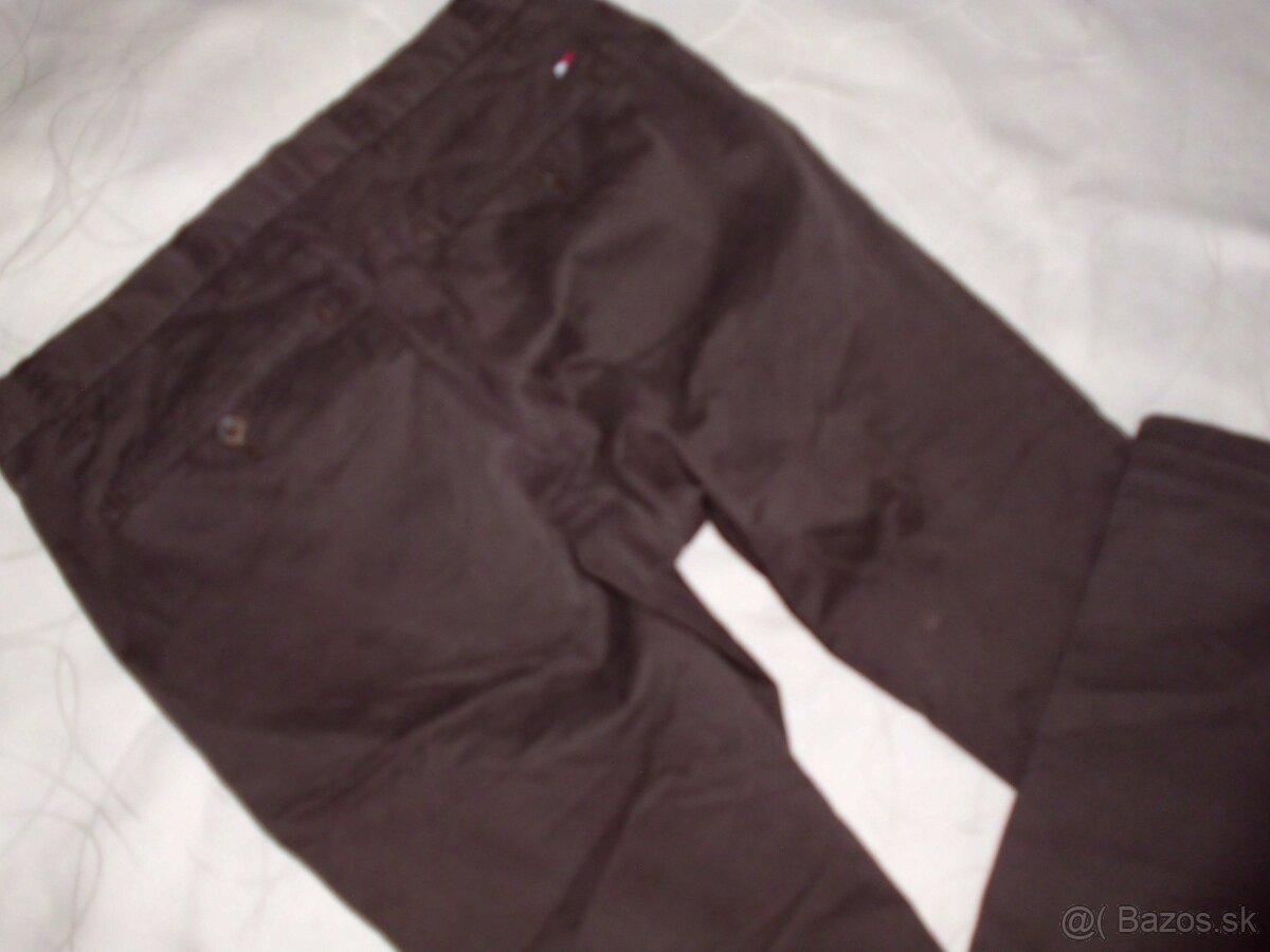 Tommy Hilfiger pánske chino nohavice s elastan M 32/34 - 2