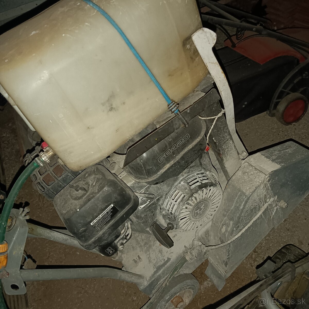 Píla na betón alebo asfalt - 2