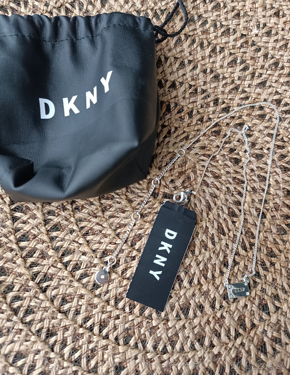 Náhrdelník DKNY - 2