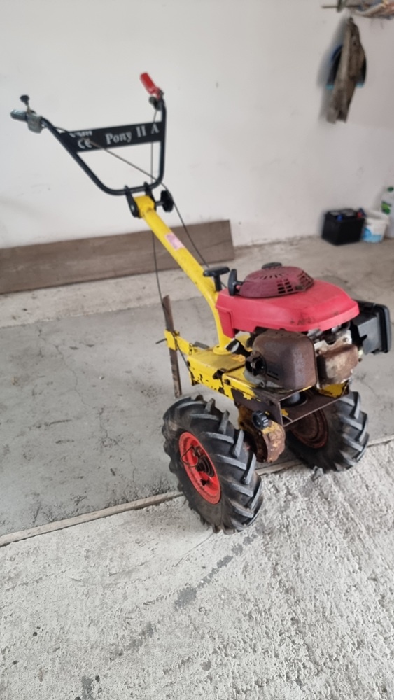 Predám stavebnicu VARI PONY II - 2