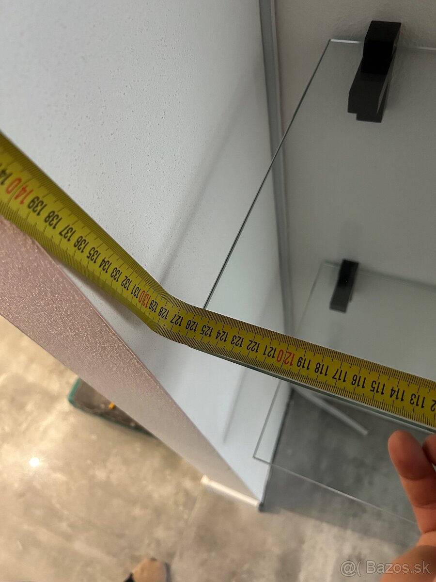 Poličky , Sklenené police, obývačka - 2