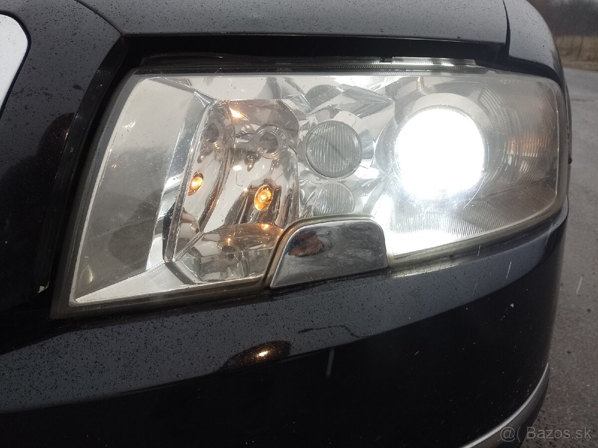 Xenon škoda Superb - 2