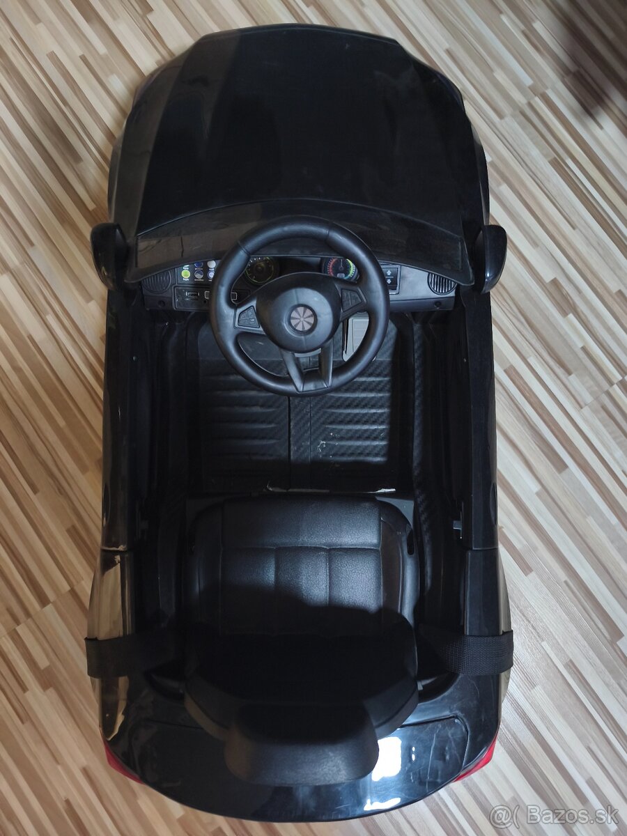 Elektrické autíčko. - 2