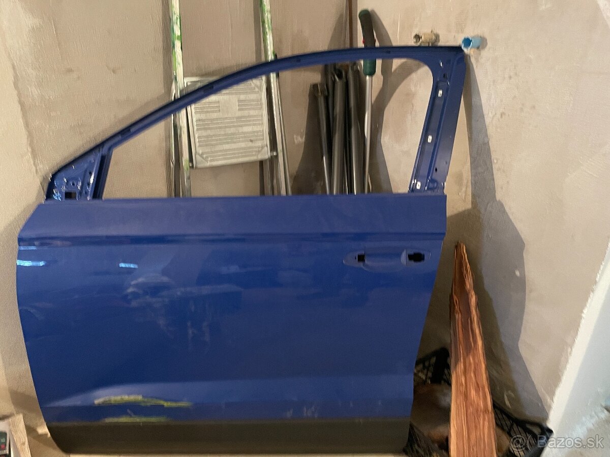 Predam predne dvere vodiča Karoq - 2