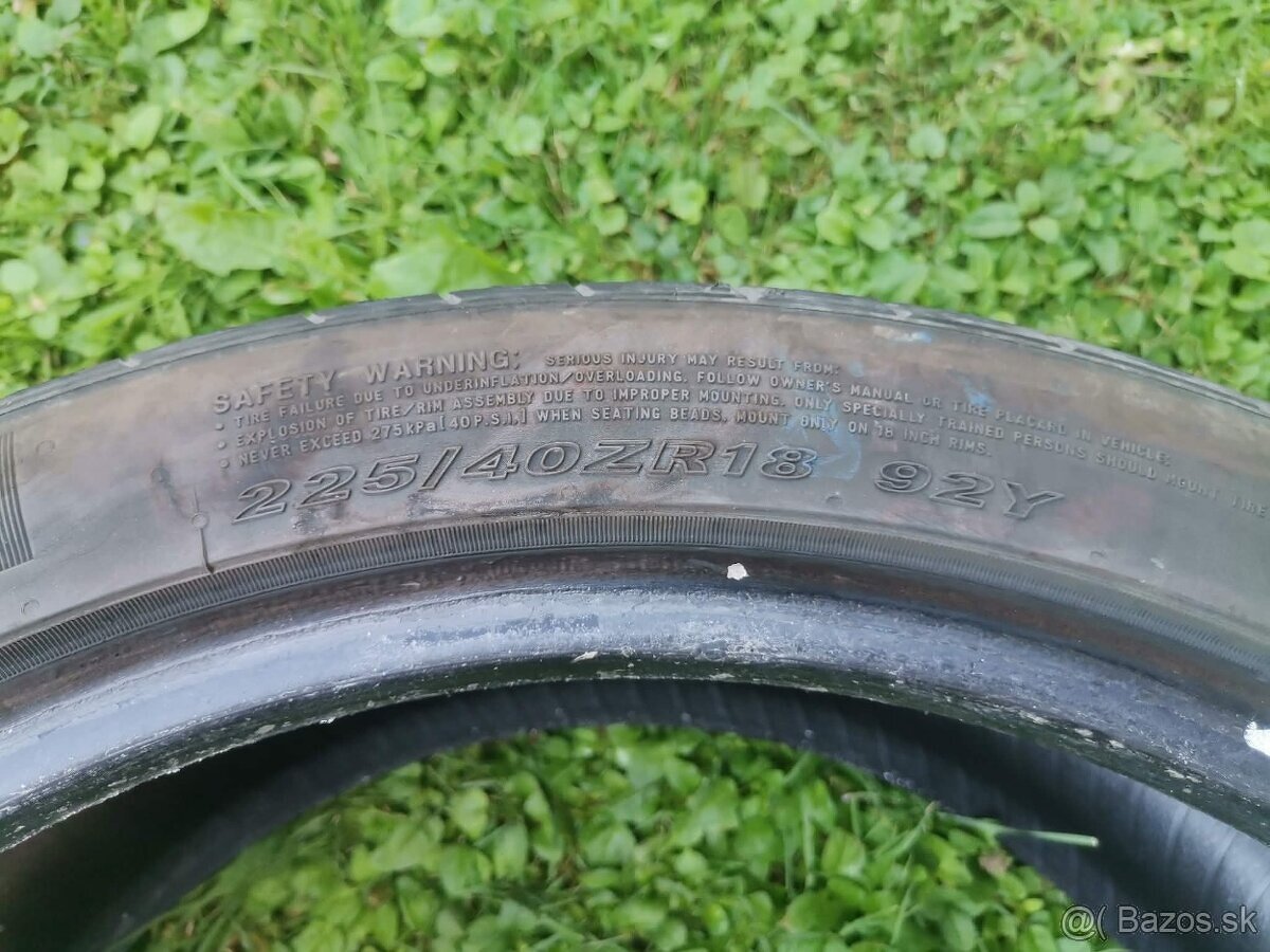 Pneumatika 225/40 R18 - 2