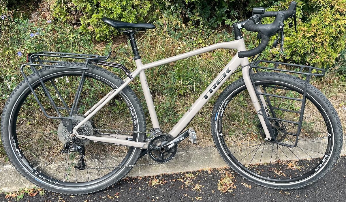Predam gravel - 2