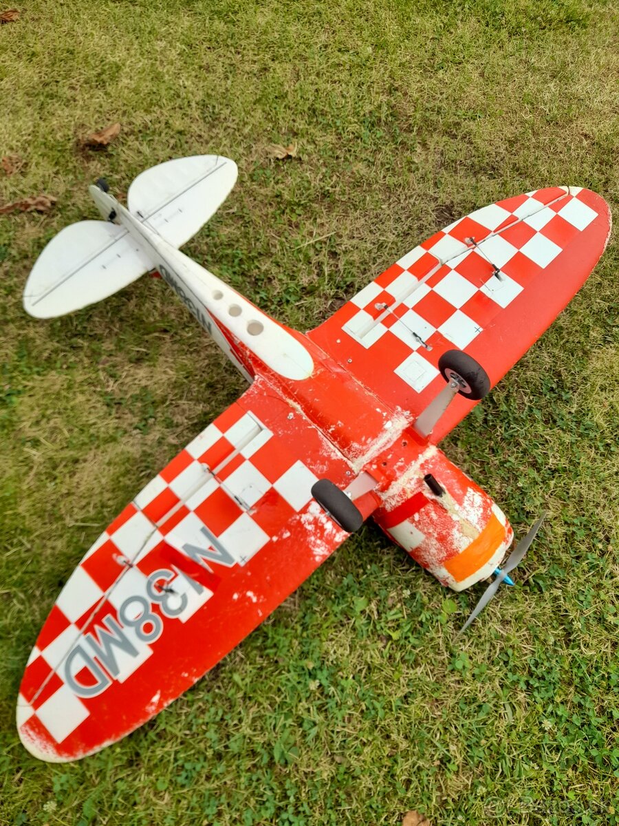 Rc lietadlo Comander - 2