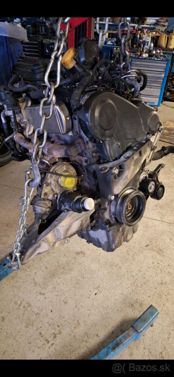 Motor VW T5.1 Lift 103kw transporter, caravella, multivan - 2