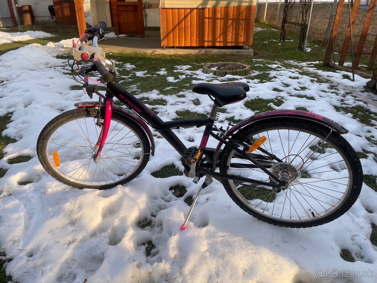 Predám detsky dievčenský bicykel. - 2