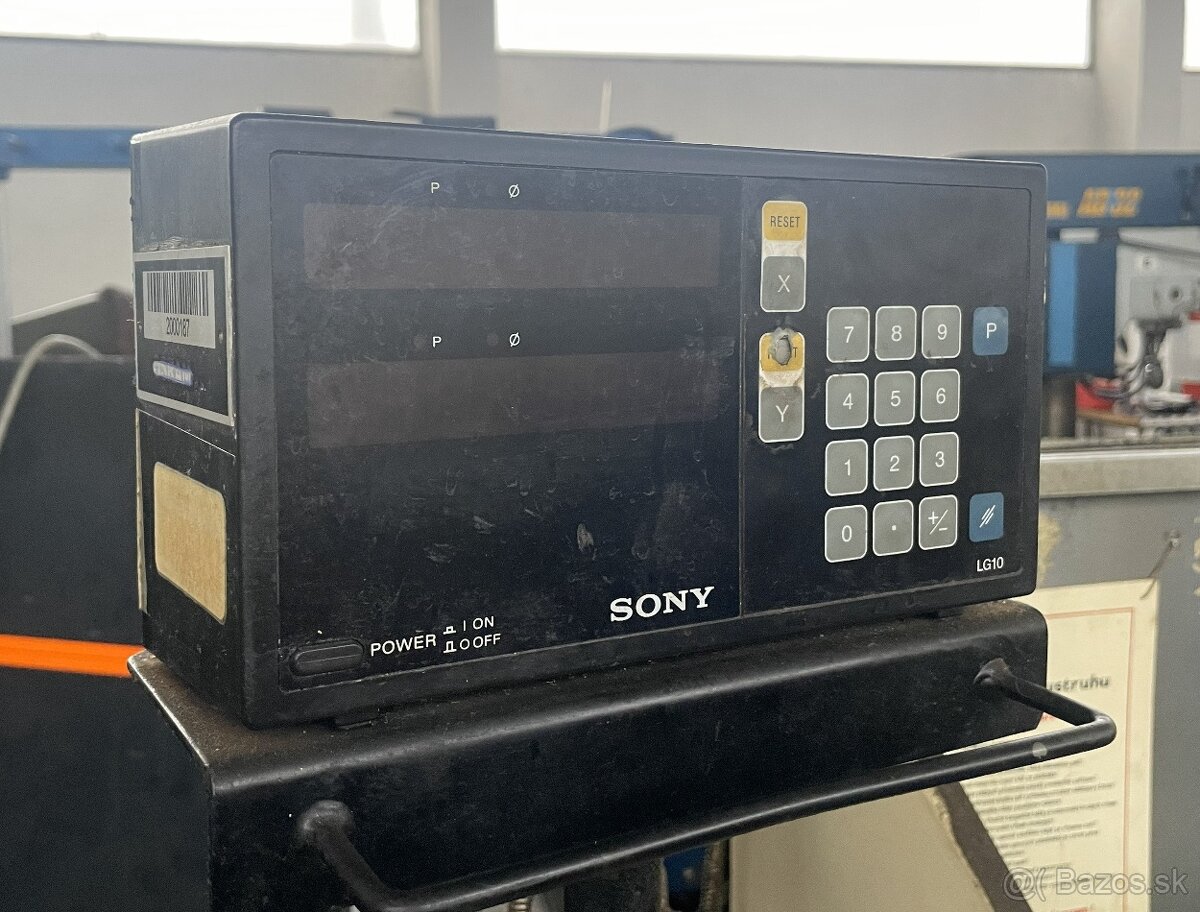 Sústruh hrotový SV 18 RA - 2