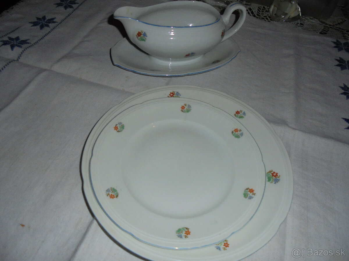 Predám taniere a omáčnik - 2