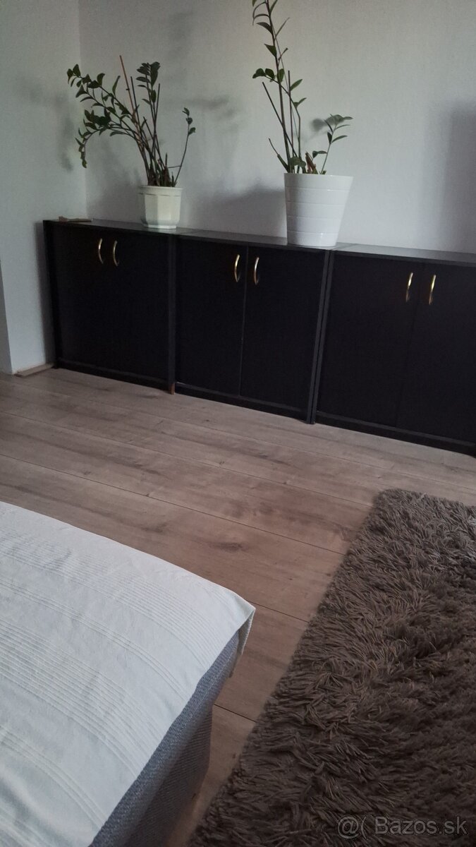 Sektorový nábytok - 2