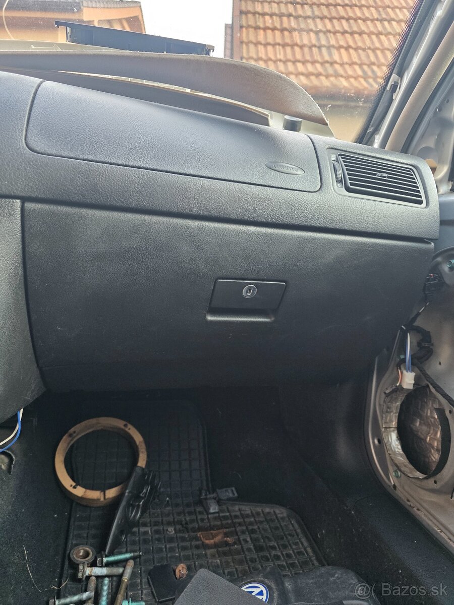 Palubovka golf 4 IV - 2