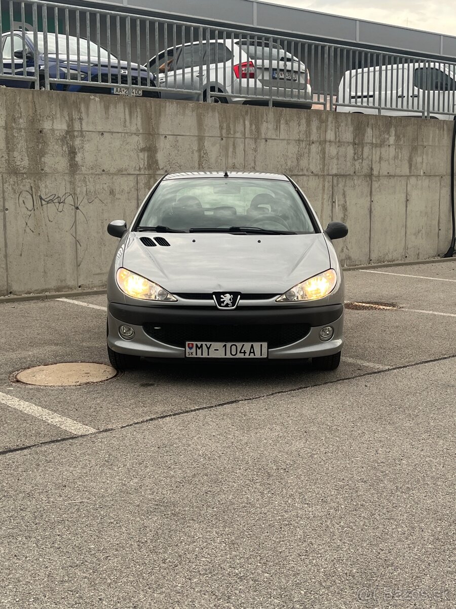 ✅Peugeot 206 1.1 44kw NOVÁ STK - 2