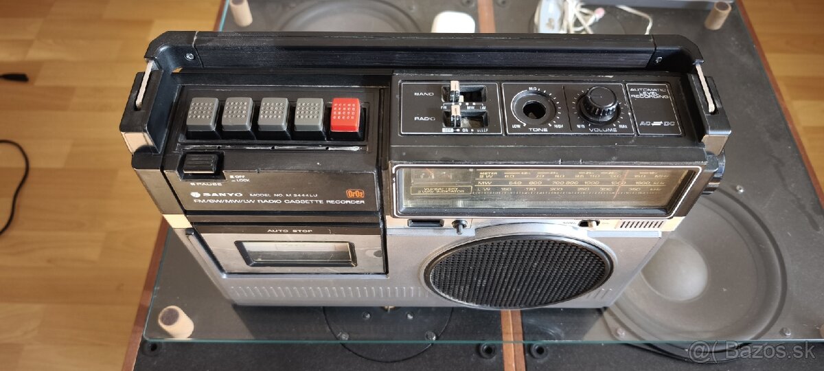 Sanyo M 2444lu - 2