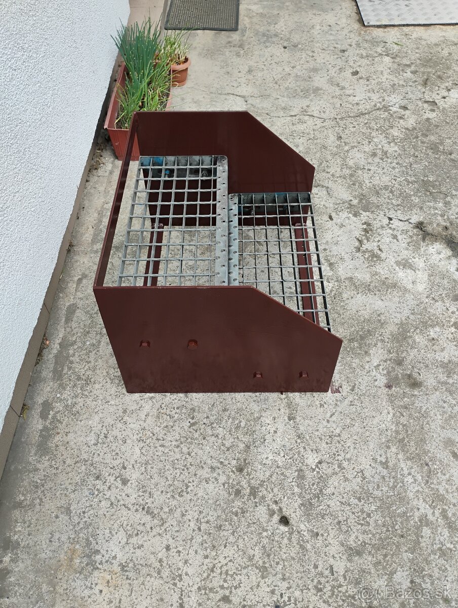 Kovové schody. - 2