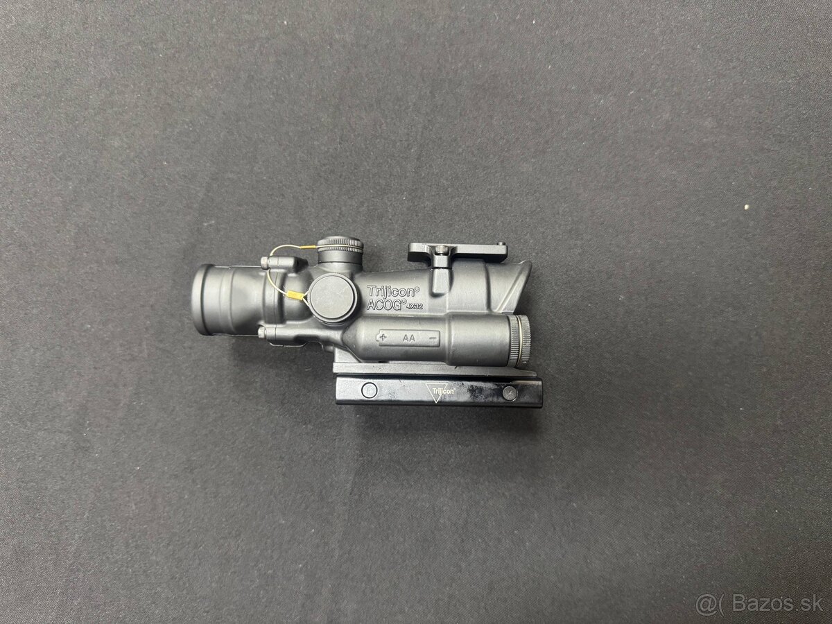 Trijicon puskohlad ACOG® 4x32 LED - 2