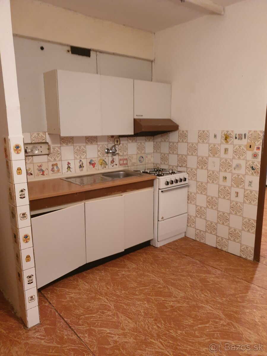 1 izbový byt v meste Poltár - 2