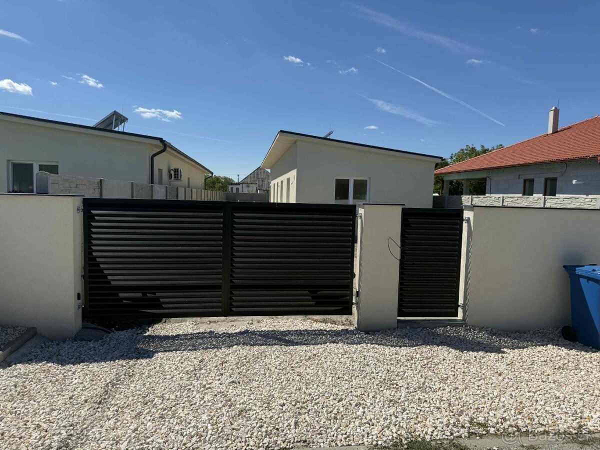 Rodinný dom v obci Trávnik - 2