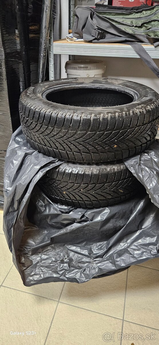 zimne pneu 215/60 R16 - 2