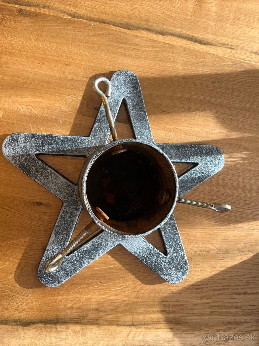 Stojan/drziak na zivy vianocny stromcek - 2