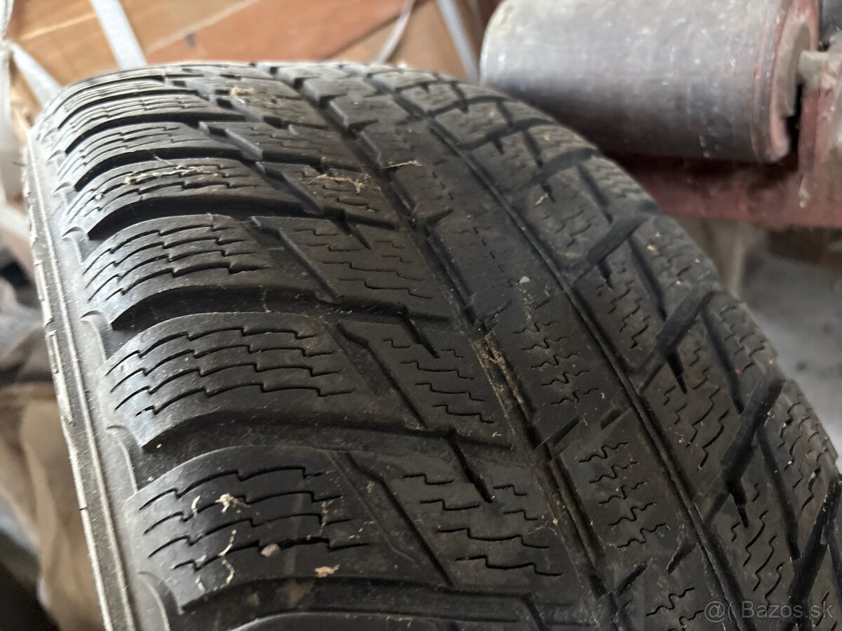 Nokian 255 65 r17 zimna - 2