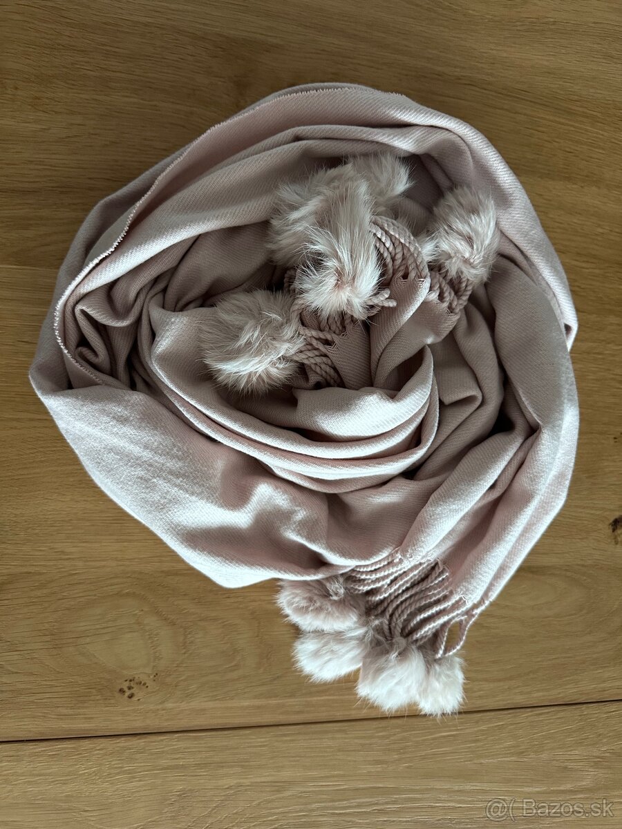 Pudrovy sal z viskozy - 2