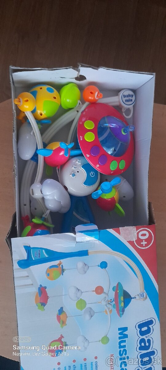 Kolotoc nad postieľku. - 2