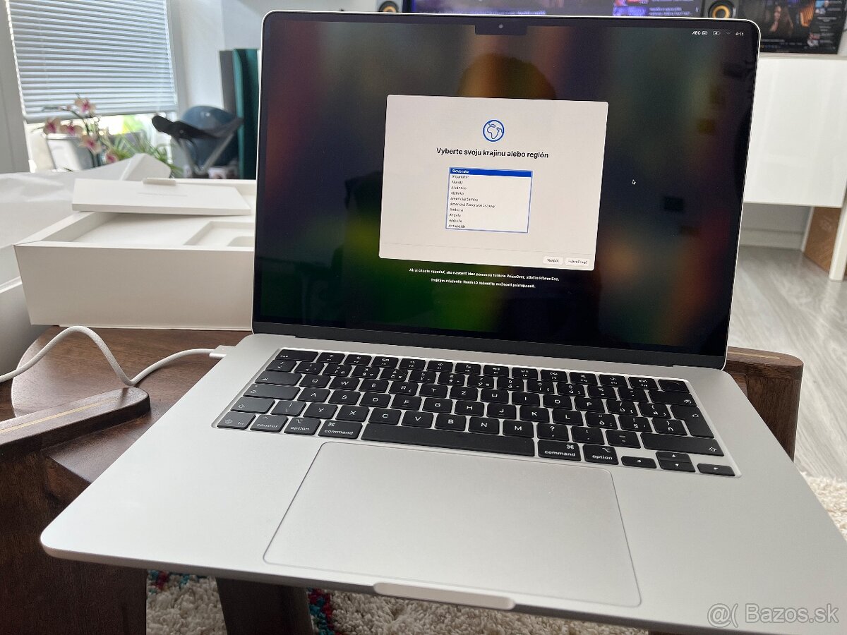 MacBook Air 15 M4 16GB 256GB - 2