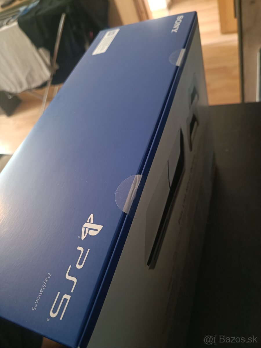 Playstation 5 slim 1 TB, dva ovládače, hra, záruka. - 2