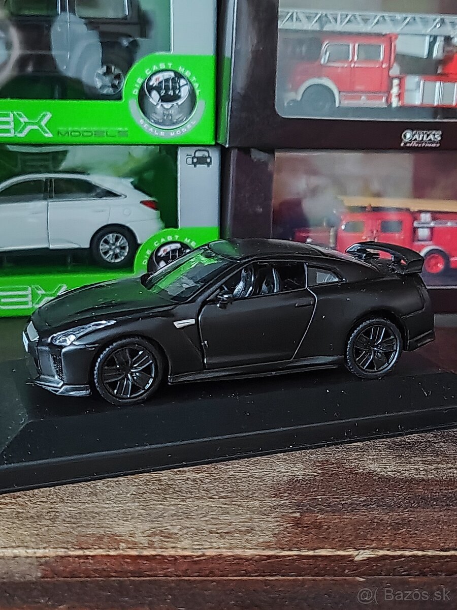 Nissan, Mazda modely - 2