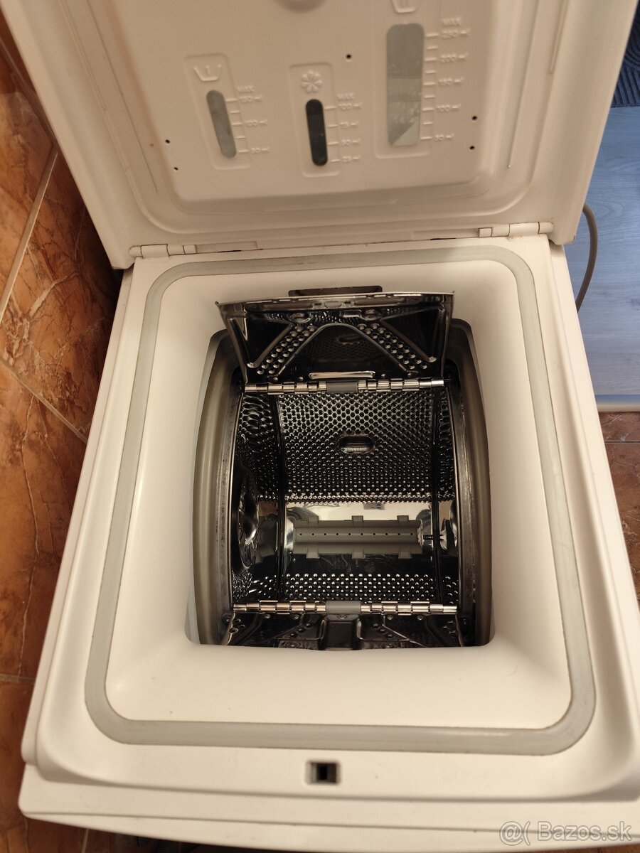 Práčka Whirlpool - 2