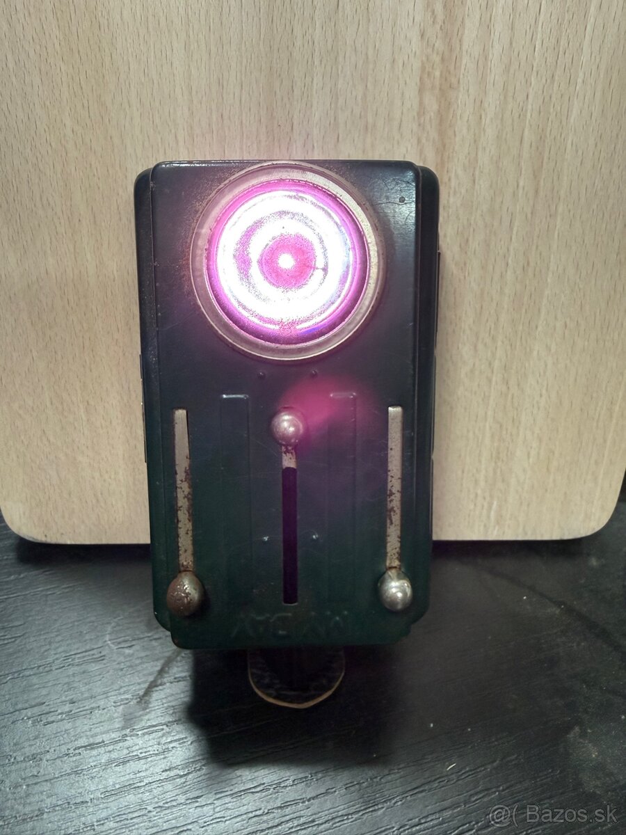 Vojenská lampa - 2
