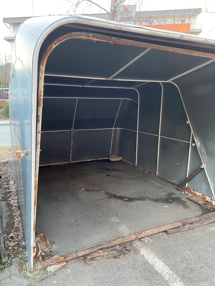 Plechová Garáž - 2